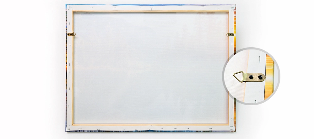 How to hang your canvas print. The complete guide. Triangular D-rings on the stretcher bars.