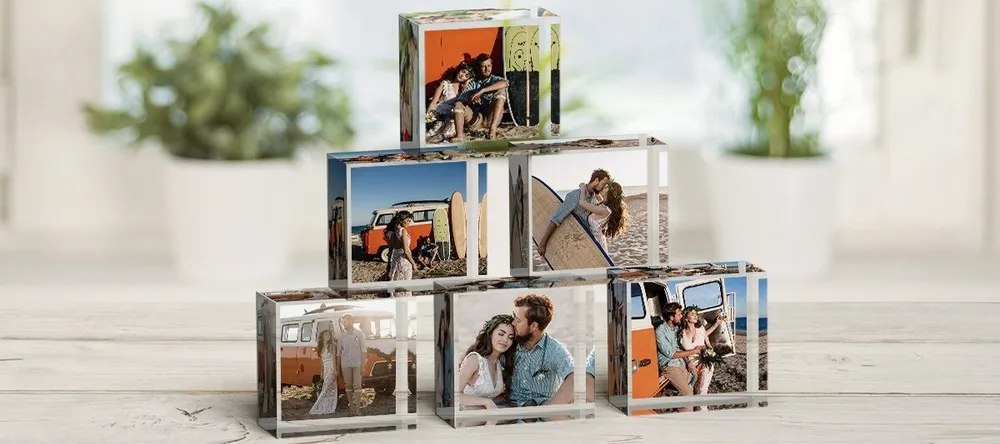 What are MixBlox? MIXBLOX photo prints in pyramid arrangement.