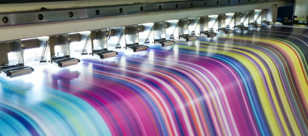 How We Get Your Canvas Prints Delivered on Time. Industrial printer for Canvas photo printing.