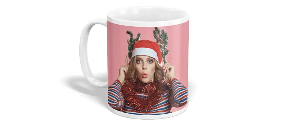 Personalised Christmas Mugs UK: Our 4- Step Guide. Personalised Christmas mug with photo of woman.