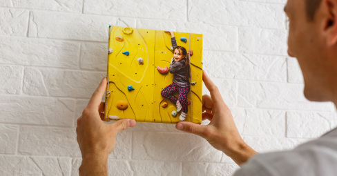 Small Pictures for Walls – Creative Ways to Bring Some Charm to Any Room