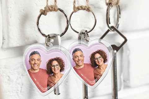 2 keyrings with photo of mother and son