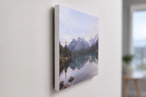 Side view of a 1 cm thick MIXPIX® lightfoam photo tile